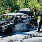 MARKI. Volvo stanęło w płomieniach. Kierowca uratowany przez świadka zdarzenia.  