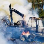 POŚWIĘTNE. Pożar specjalistycznej maszyny podczas prac leśnych. Spłonęła doszczętnie.  